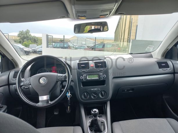 Volkswagen Golf · Ano 2009