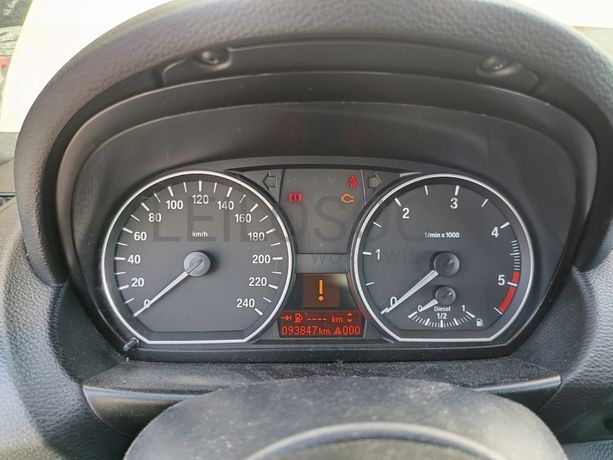 BMW 118d · Ano 2010
