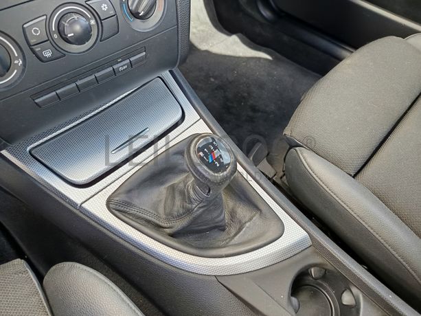 BMW 118d · Ano 2010