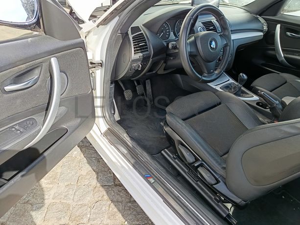 BMW 118d · Ano 2010