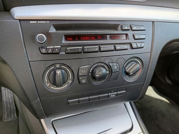 BMW 118d · Ano 2010