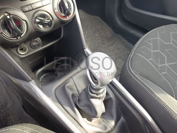 Peugeot 2008 · Ano 2018