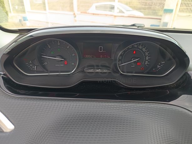 Peugeot 2008 · Ano 2018