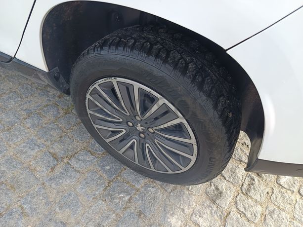 Peugeot 2008 · Ano 2018