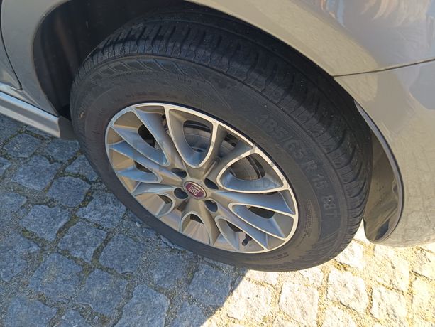 Fiat Punto Evo · Ano 2012