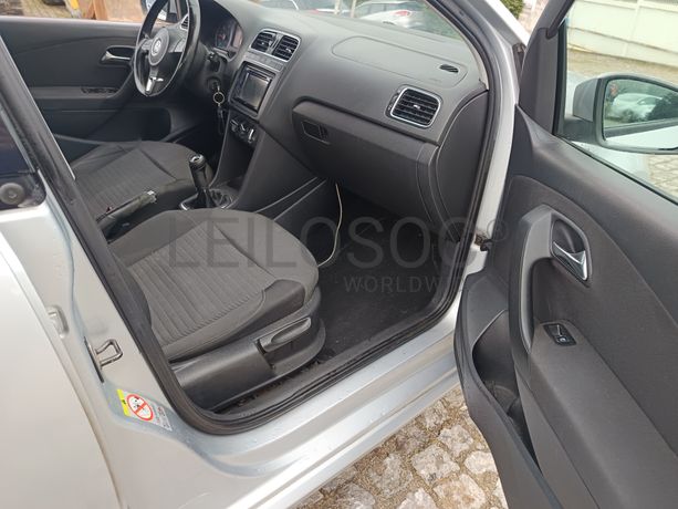 Volkswagen Polo · Ano 2009