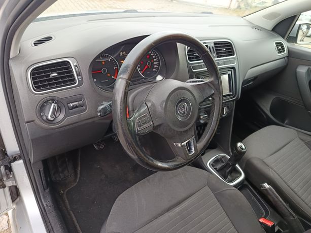 Volkswagen Polo · Ano 2009