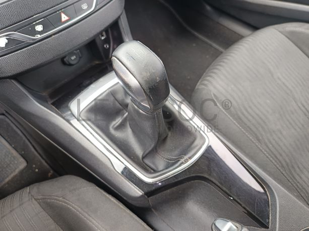 Peugeot 308 · Ano 2014