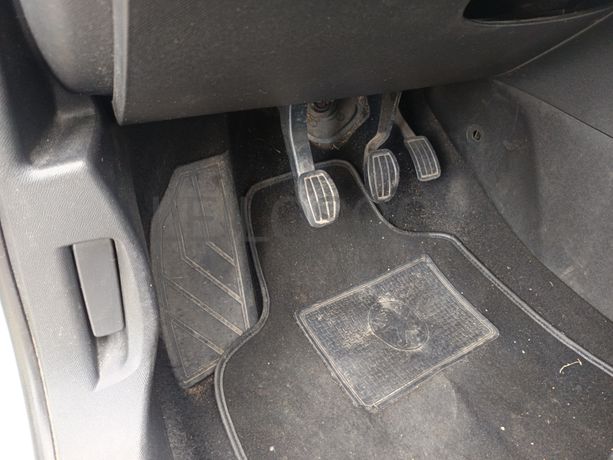 Peugeot 308 · Ano 2014