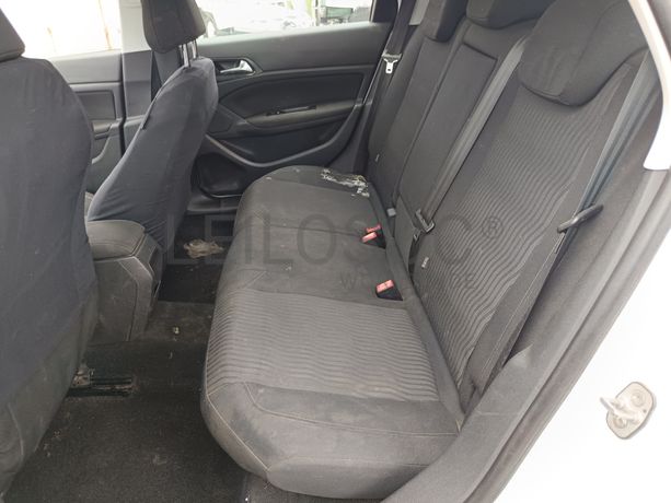 Peugeot 308 · Ano 2014