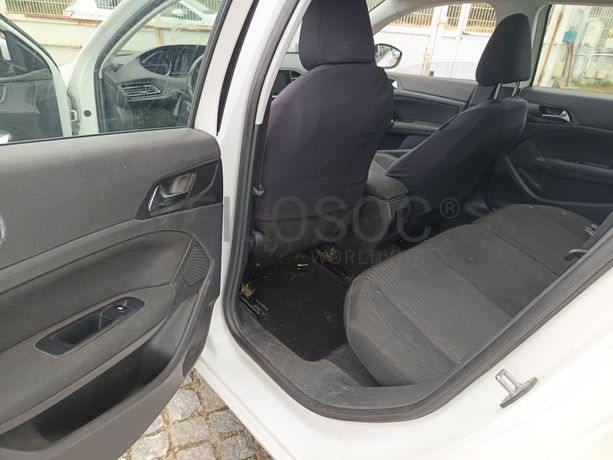 Peugeot 308 · Ano 2014