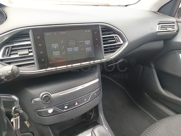 Peugeot 308 · Ano 2014