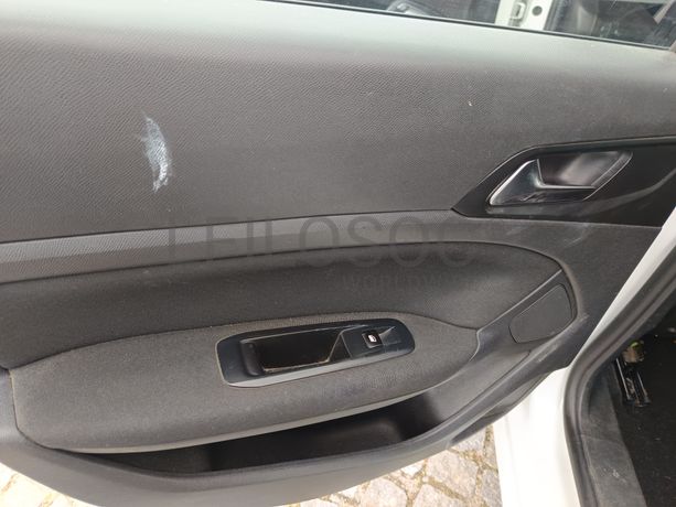 Peugeot 308 · Ano 2014