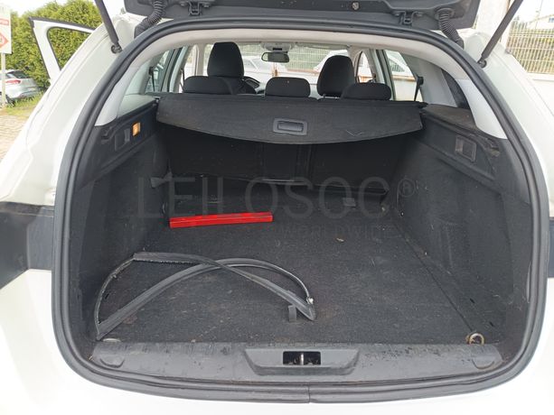 Peugeot 308 · Ano 2014
