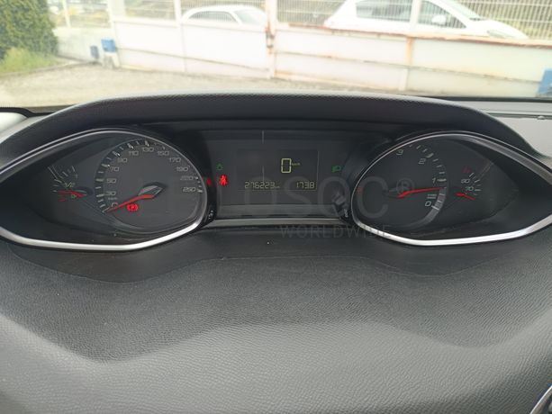 Peugeot 308 · Ano 2014