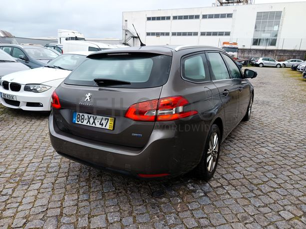 Peugeot 308 · Ano 2015