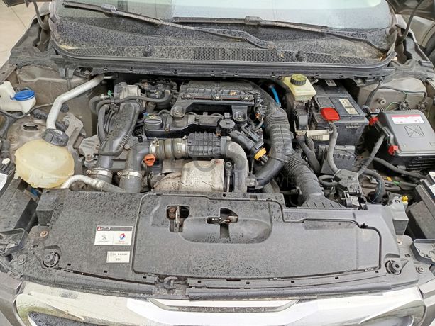 Peugeot 308 · Ano 2015