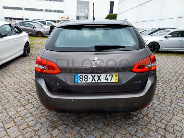 Peugeot 308 · Ano 2015