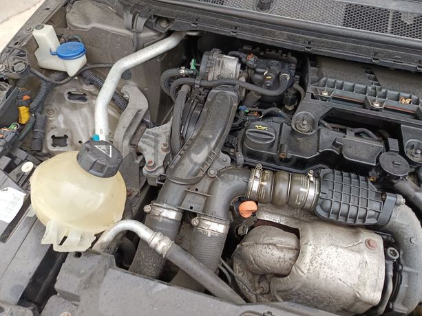 Peugeot 308 · Ano 2015