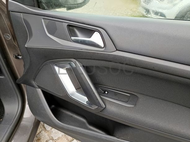 Peugeot 308 · Ano 2015