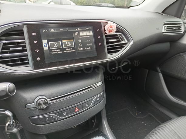 Peugeot 308 · Ano 2015