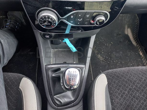 Renault Clio · Ano 2017