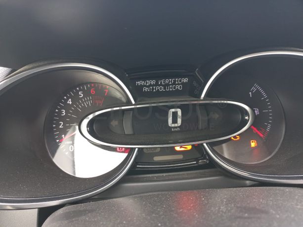 Renault Clio · Ano 2017