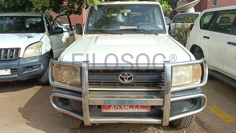 Toyota Land Cruiser Hebrad 4WD - 2007