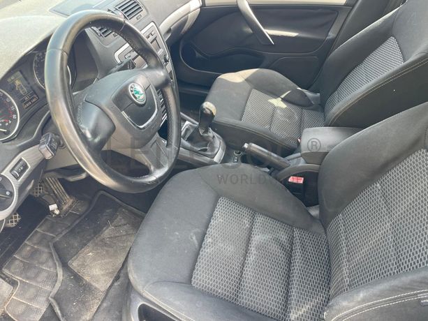 Skoda Octavia · Ano 2010