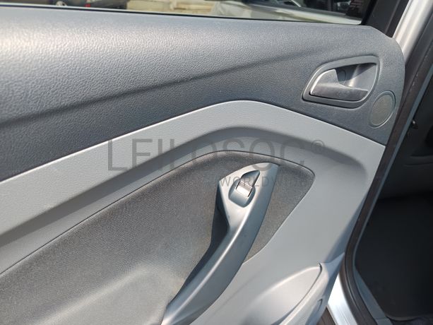 Ford C-Max · Ano 2011