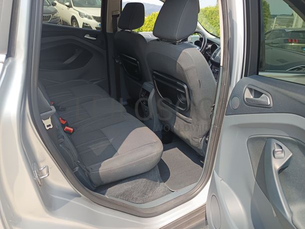 Ford C-Max · Ano 2011