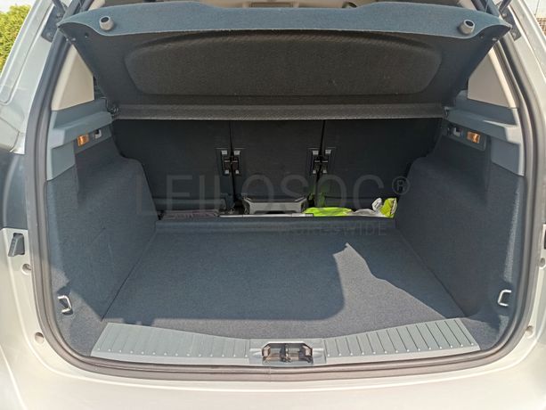 Ford C-Max · Ano 2011