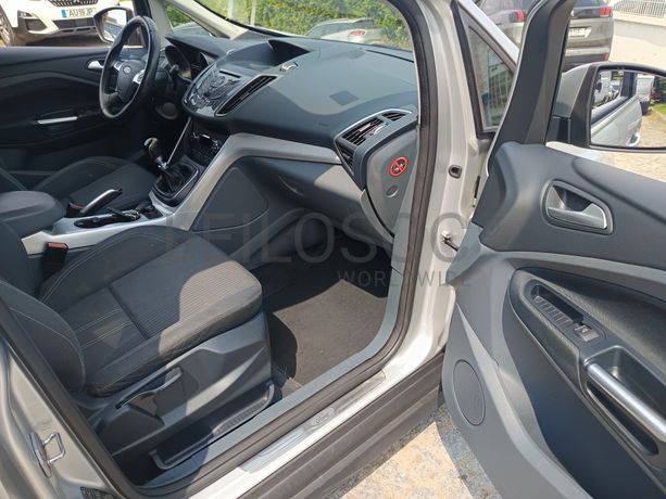 Ford C-Max · Ano 2011