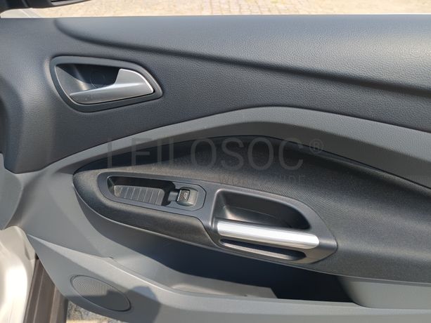 Ford C-Max · Ano 2011