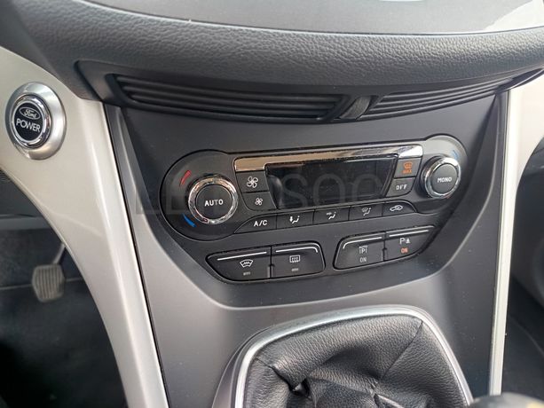 Ford C-Max · Ano 2011