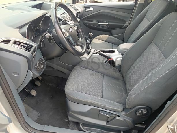 Ford C-Max · Ano 2011