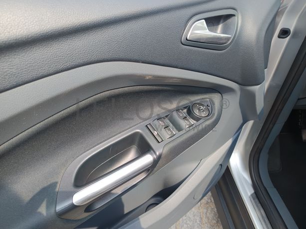 Ford C-Max · Ano 2011