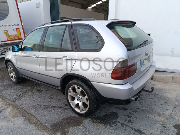 BMW X5 · Ano 2001