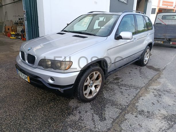 BMW X5 · Ano 2001