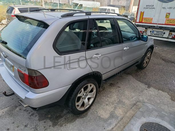 BMW X5 · Ano 2001