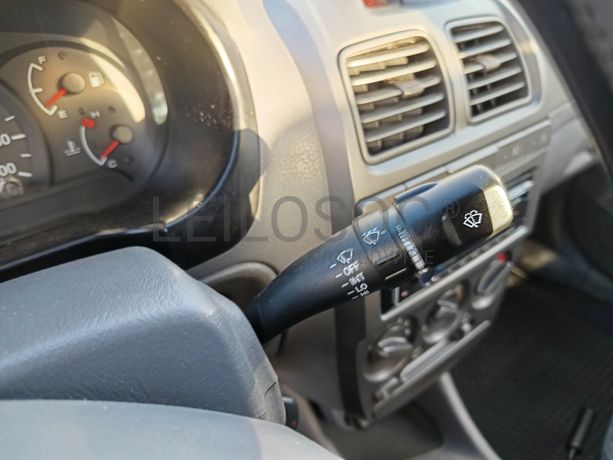 Hyundai Accent · Ano 2002