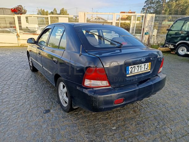 Hyundai Accent · Ano 2002