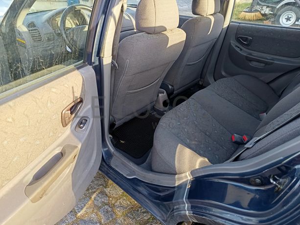 Hyundai Accent · Ano 2002