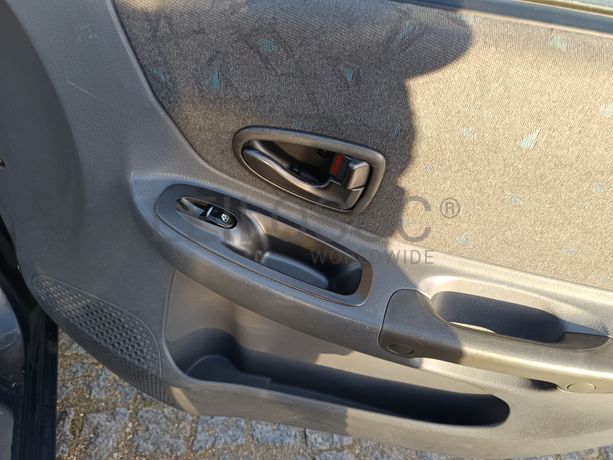 Hyundai Accent · Ano 2002