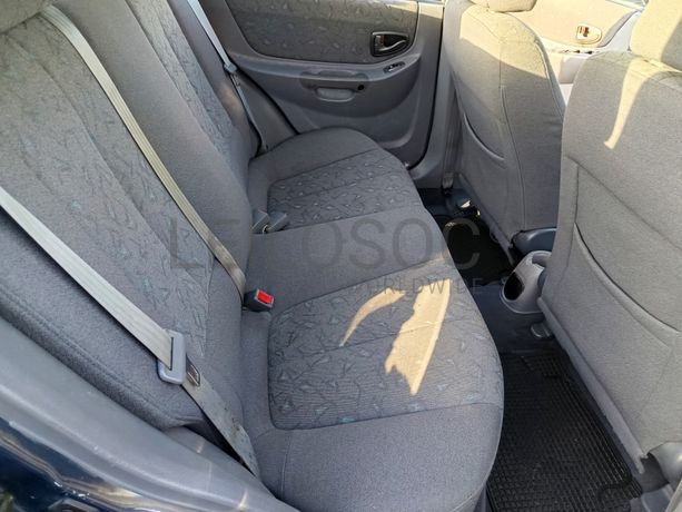 Hyundai Accent · Ano 2002