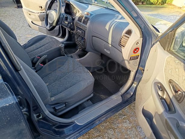 Hyundai Accent · Ano 2002