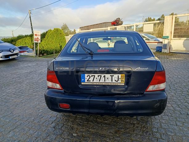 Hyundai Accent · Ano 2002