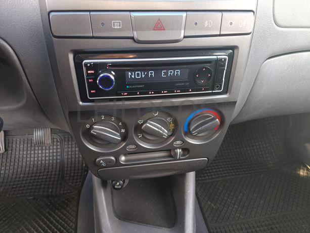 Hyundai Accent · Ano 2002