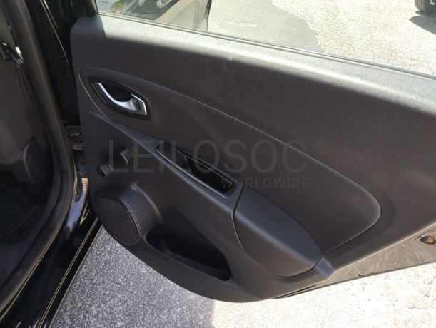 Renault Clio · Ano 2017