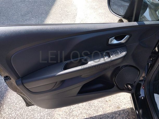 Renault Clio · Ano 2017